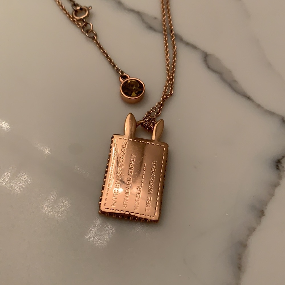 Marc Jacobs Long Rabbit Tag Necklace - Picture 3 of 6